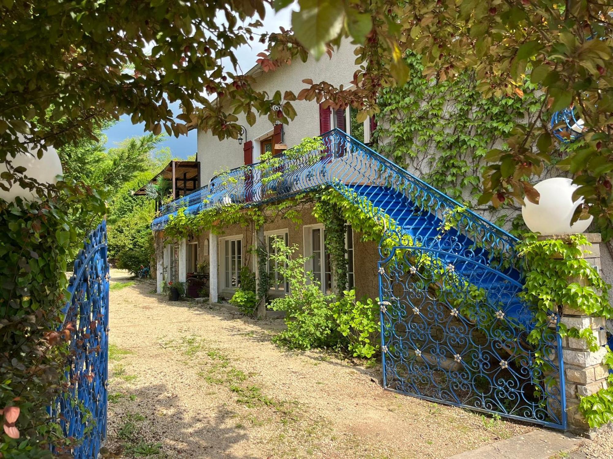 Couleurs De La Vie - Chambres D'Hotes Et Gite Cormatin Exterior foto